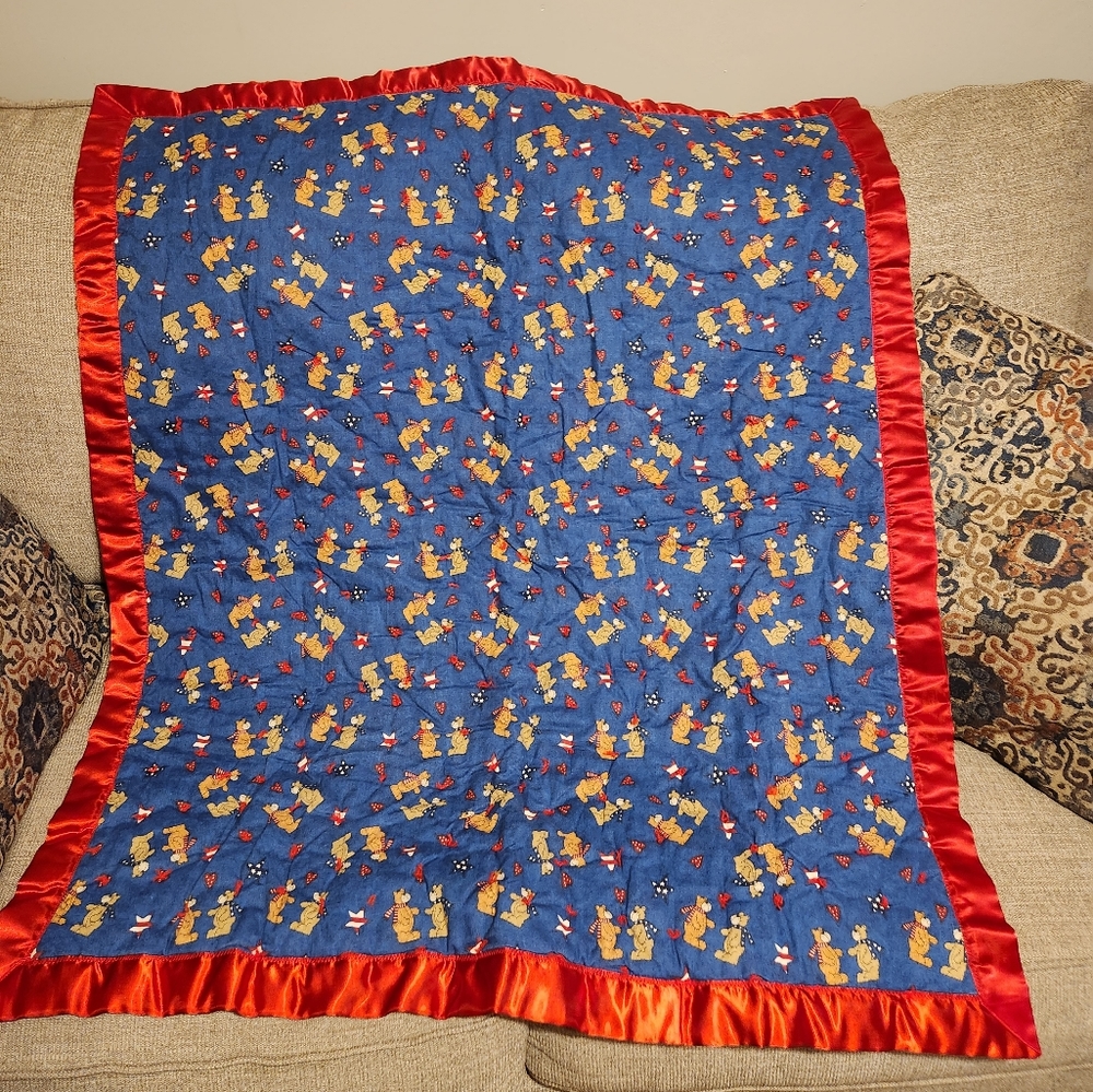 Baby quilted comforter